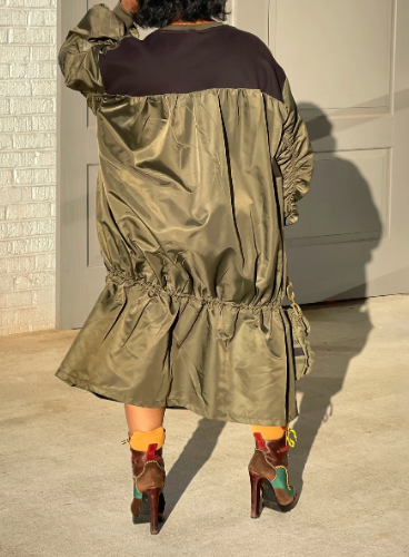 FD4417P - TRACK CONTRAST RUCHED SLEEVE DRESS (OS) - Pioneer Apparel